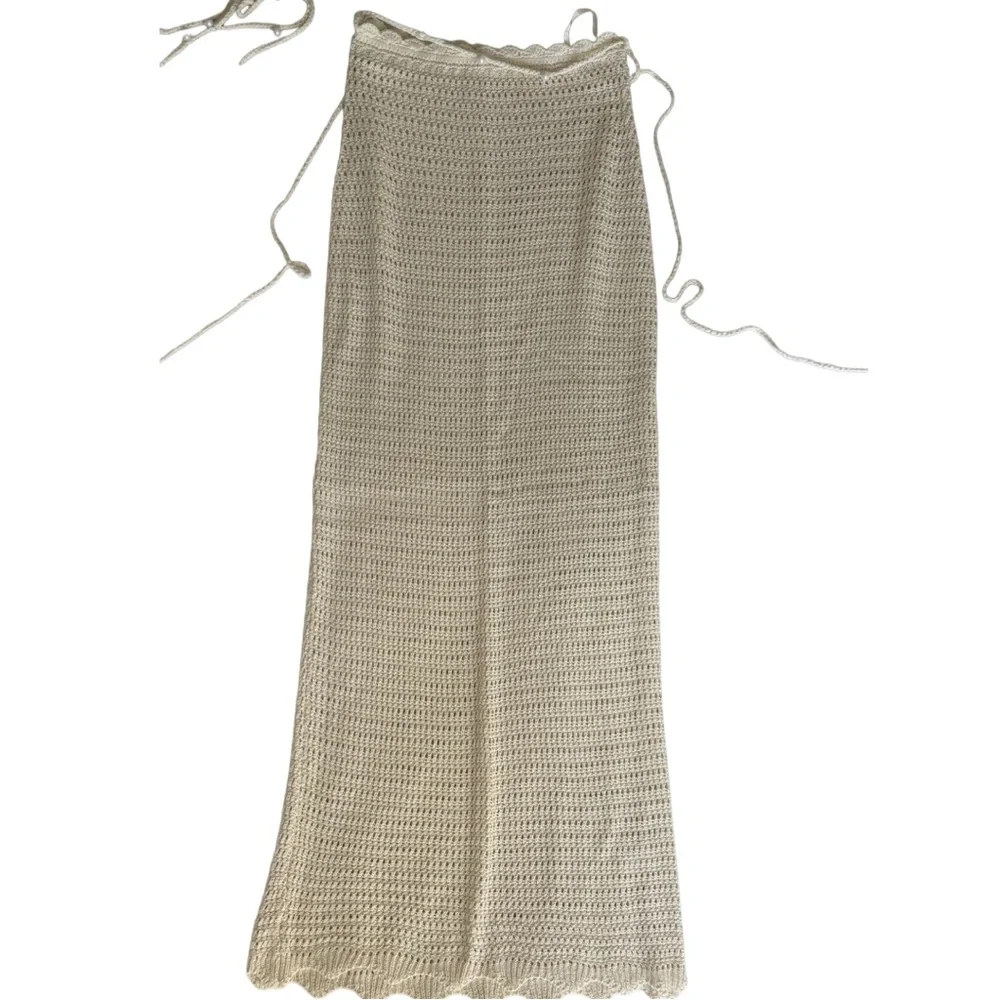 Meshki Cream Crochet 2-Piece Co-Ord Set – Kira Shell Knit Top & Maxi Skirt (S) - Picture 14 of 16